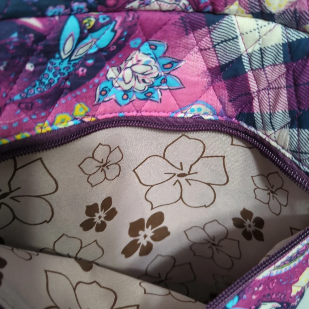 Belvah‎ purple Paisley crossbody bag - Picture 3 of 9